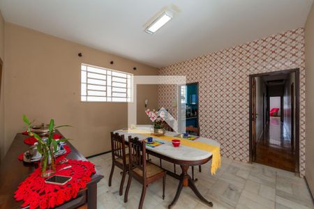 Sala de casa à venda com 8 quartos, 720m² em Gutierrez, Belo Horizonte