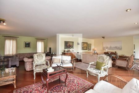 Sala de casa à venda com 3 quartos, 700m² em Jardim Leonor, São Paulo