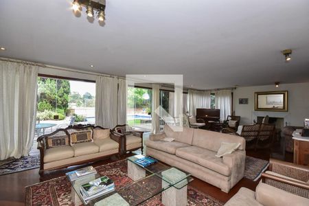 Sala de casa à venda com 3 quartos, 700m² em Jardim Leonor, São Paulo