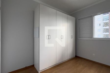 Quarto de apartamento à venda com 3 quartos, 89m² em Jardim Aida, Guarulhos