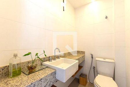 Casa à venda com 4 quartos, 201m² em Itaipu, Niterói