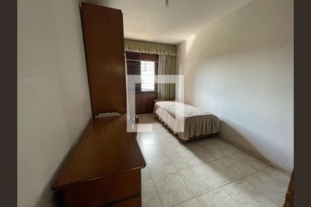 Casa à venda com 4 quartos, 300m² em Vila Dayse, São Bernardo do Campo