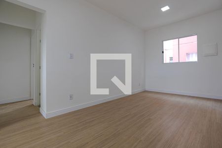 Sala de apartamento para alugar com 2 quartos, 58m² em Jundiapeba, Mogi das Cruzes