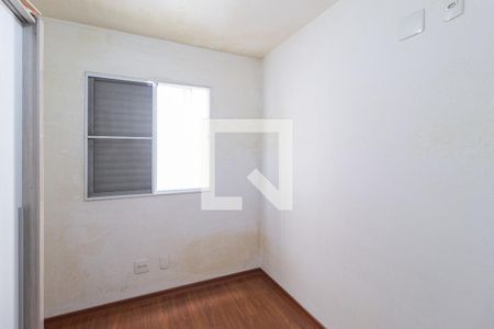 Quarto 1 de apartamento para alugar com 2 quartos, 53m² em Centro, Carapicuíba