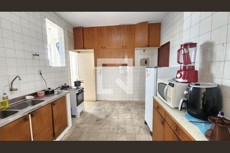 Cozinha de apartamento para alugar com 3 quartos, 55m² em Chame-chame, Salvador