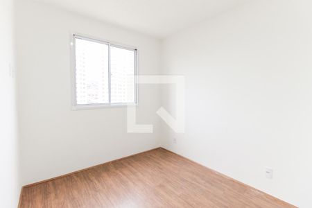 Quarto 2 de apartamento para alugar com 2 quartos, 33m² em Vila Carmosina, São Paulo
