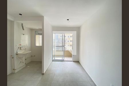 Sala de apartamento à venda com 2 quartos, 45m² em Del Castilho, Rio de Janeiro