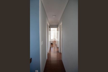 Corredor de apartamento à venda com 3 quartos, 68m² em Parque Novo Mundo, São Paulo