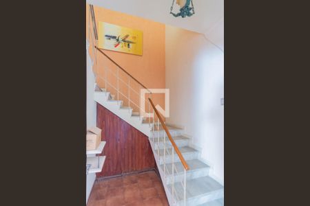 Escada de casa para alugar com 5 quartos, 220m² em Andaraí, Rio de Janeiro