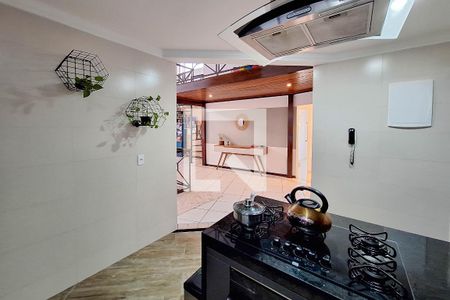 Cozinha de casa de condomínio à venda com 4 quartos, 280m² em Badu, Niterói