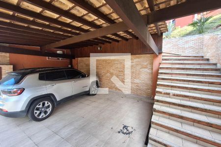 Garagem de casa de condomínio à venda com 4 quartos, 280m² em Badu, Niterói