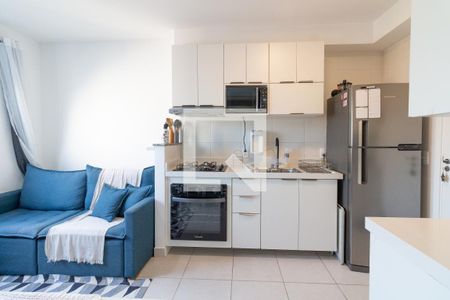 Sala/Cozinha de apartamento à venda com 2 quartos, 32m² em Jardim Celeste, São Paulo