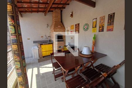 Casa à venda com 3 quartos, 174m² em Vila Ema, São Paulo