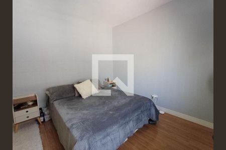 Casa à venda com 3 quartos, 174m² em Vila Ema, São Paulo