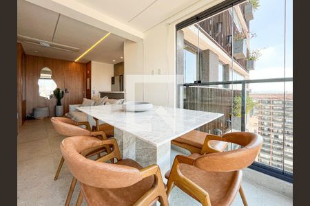 Sala de apartamento à venda com 2 quartos, 67m² em Perdizes, São Paulo