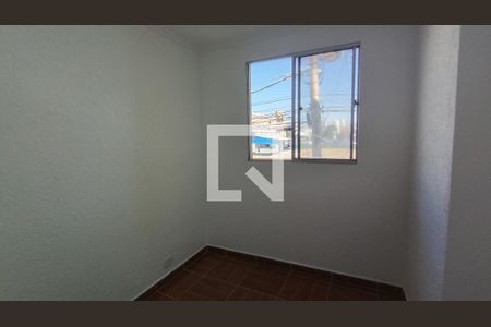 Quarto 2 de apartamento para alugar com 2 quartos, 47m² em Vila Urupes, Suzano