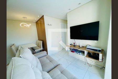 Sala de apartamento à venda com 2 quartos, 43m² em Vila Itapegica, Guarulhos