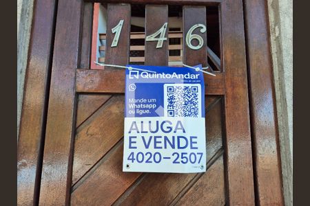 Fachada de casa à venda com 3 quartos, 165m² em Jardim do Lago, São Paulo