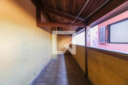 Corredor de casa à venda com 3 quartos, 165m² em Jardim do Lago, São Paulo
