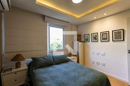 Apartamento à venda com 4 quartos, 156m² em Charitas, Niterói