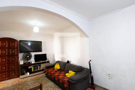 Casa à venda com 3 quartos, 253m² em Jardim Cotinha, São Paulo