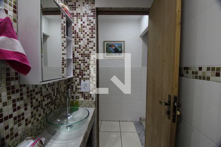 Lavabo de casa à venda com 4 quartos, 316m² em Jardim Vila Formosa, São Paulo