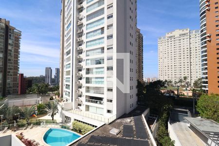 Vista da Suite de apartamento à venda com 1 quarto, 77m² em Panamby, São Paulo
