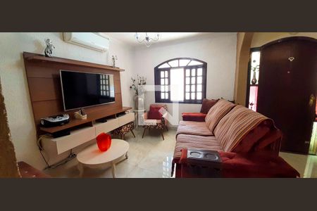 Sala de casa para alugar com 2 quartos, 105m² em Quitaúna, Osasco