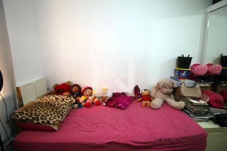 Quarto 1 de apartamento à venda com 3 quartos, 70m² em Irajá, Rio de Janeiro