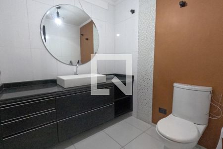 Lavabo de apartamento para alugar com 3 quartos, 144m² em Gonzaga, Santos