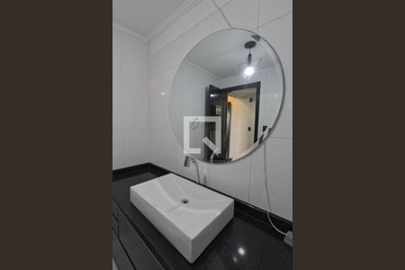 Lavabo de apartamento para alugar com 3 quartos, 144m² em Gonzaga, Santos