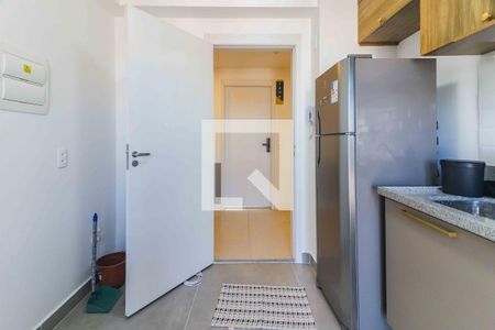 Sala/Cozinha de apartamento para alugar com 1 quarto, 28m² em Vila Butantã, São Paulo