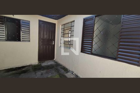 Entrada de casa para alugar com 2 quartos, 60m² em Sarandi, Porto Alegre