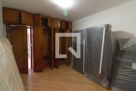 Quarto 2 de casa à venda com 4 quartos, 300m² em Jardim das Vertentes, São Paulo