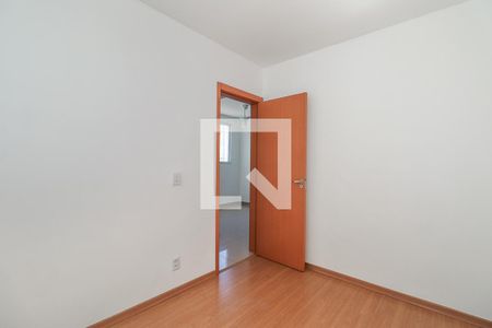 Quarto 2 de apartamento para alugar com 2 quartos, 40m² em Humaitá, Porto Alegre