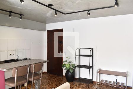 Studio de casa para alugar com 1 quarto, 28m² em Centro, Curitiba