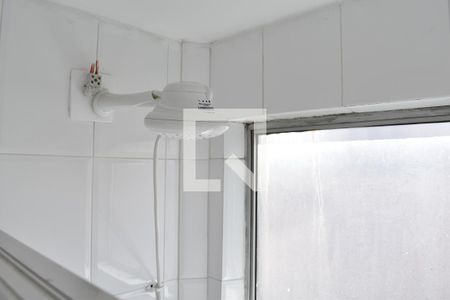 Banheiro de casa para alugar com 1 quarto, 28m² em Centro, Curitiba