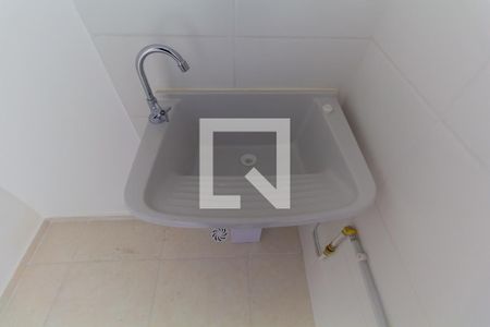 Área de Serviço de apartamento para alugar com 2 quartos, 40m² em Conjunto Habitacional Teotonio Vilela, São Paulo