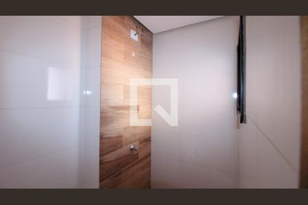 Banheiro Social de apartamento para alugar com 1 quarto, 31m² em Jardim Vila Formosa, São Paulo