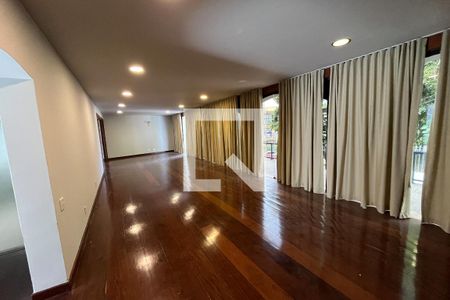 Sala de casa à venda com 7 quartos, 565m² em Jardim Guanabara, Rio de Janeiro