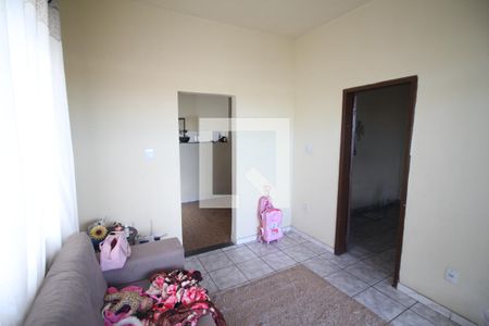 Sala de casa à venda com 2 quartos, 360m² em Jardim Bandeirantes, Contagem