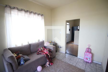 Sala de casa à venda com 2 quartos, 360m² em Jardim Bandeirantes, Contagem