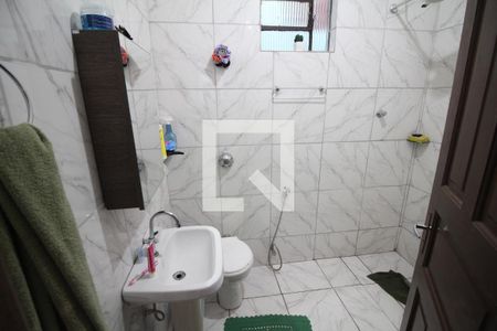 Banheiro de casa à venda com 2 quartos, 360m² em Jardim Bandeirantes, Contagem
