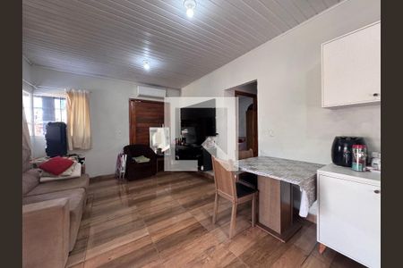 Sala/Cozinha de casa à venda com 2 quartos, 90m² em Santos Dumont, São Leopoldo