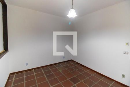 Quarto de casa à venda com 4 quartos, 190m² em Piratininga, Niterói