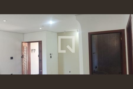 Casa à venda com 4 quartos, 180m² em Jardim Quarto Centenário, Campinas