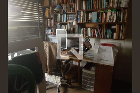 Casa à venda com 5 quartos, 300m² em Morumbi, São Paulo