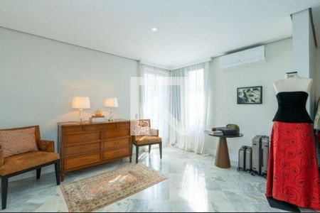 Apartamento à venda com 3 quartos, 180m² em Jardim Fonte do Morumbi, São Paulo