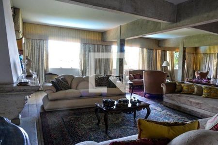 Casa à venda com 5 quartos, 680m² em Morumbi, São Paulo