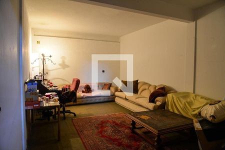 Casa à venda com 5 quartos, 680m² em Morumbi, São Paulo